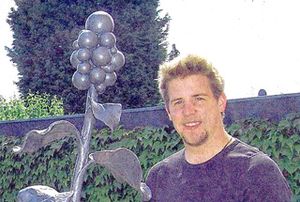 geschmiedete Blume aus Stahl